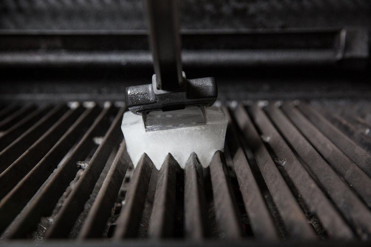 Ice grill brush cleaning the cooking grids