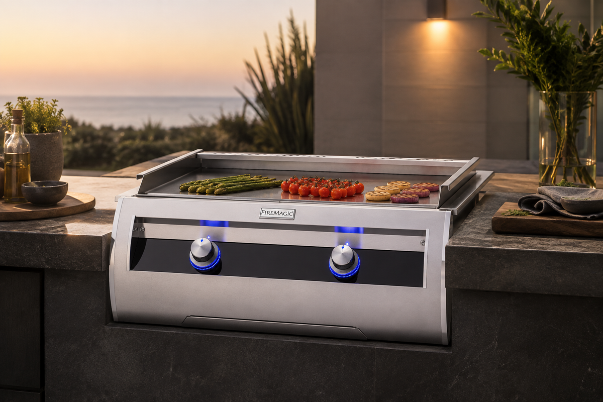 Echelon 30″ Built-In Gas Griddle in a clean outdoor-kitchen context