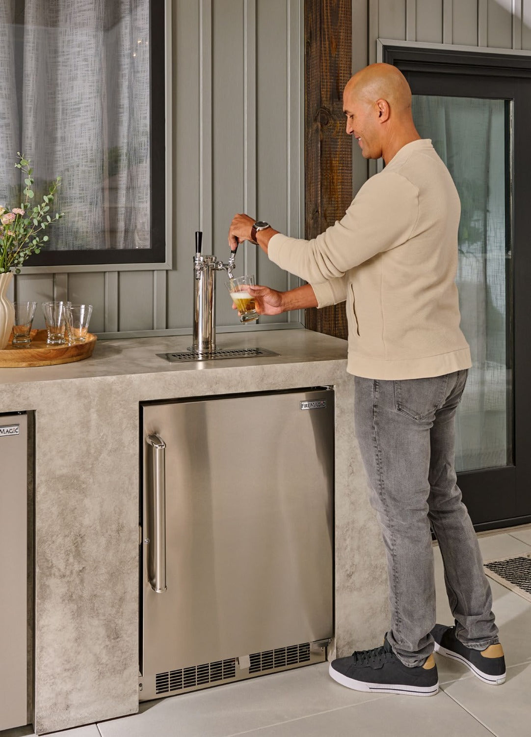 Choosing Outdoor Refrigeration for Your Kitchen
