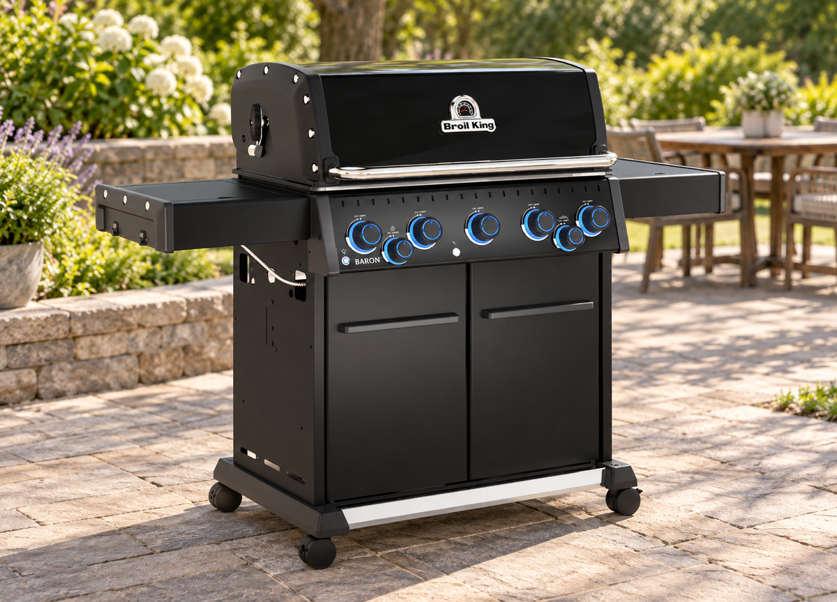 Broil King Baron 590 Pro Shadow Gas Grill