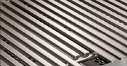 Choice Multi-User CM430s In-Ground Post Grill — Locking Diamond Sear cooking grids